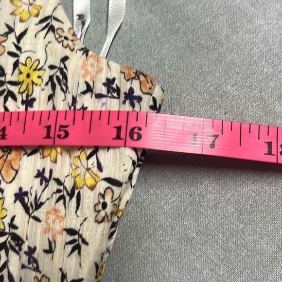 Minkpink Surrey Crop Top Cream Yellow Floral Side Zip Smocked Medium NWT Boho - Picture 11 of 12